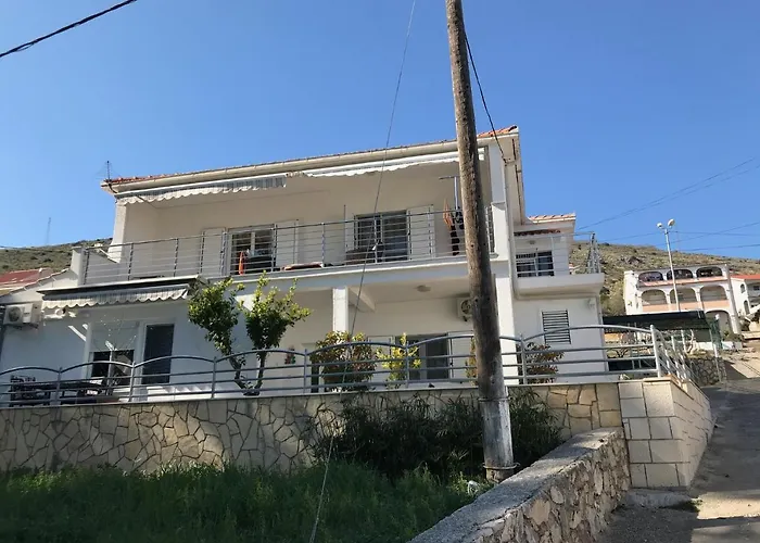 Tona Daire Trogir